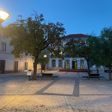 Casa Mouzinho De Albuquerque Lejlighed Ourém Eksteriør billede